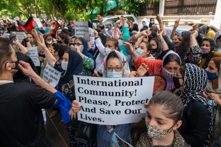 New,Delhi,,India-aug,24,2021:,Afghan,Women,Holding,Placards,And